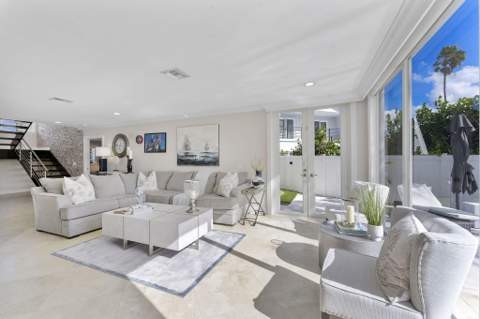 910 Jasmine Drive, Delray Beach FL - photo 7 of 40