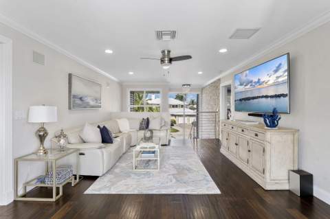 910 Jasmine Drive, Delray Beach FL - photo 13 of 40