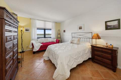 5480 N Ocean Drive #B7c, Singer Island FL - photo 13 of 33