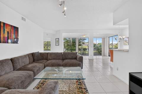 8065 Aberdeen Drive #102, Boynton Beach FL - photo 10 of 77