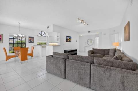 8065 Aberdeen Drive #102, Boynton Beach FL - photo 13 of 77
