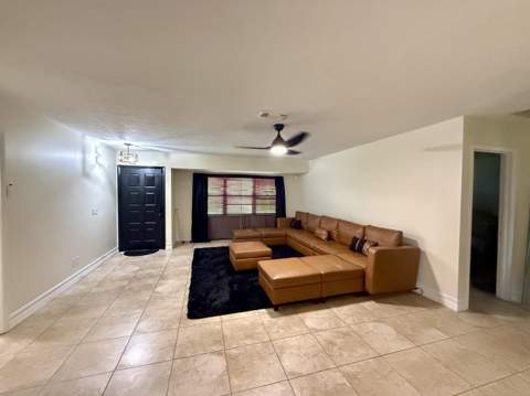 603 SW Todd Avenue, Port St. Lucie FL - photo 6 of 15