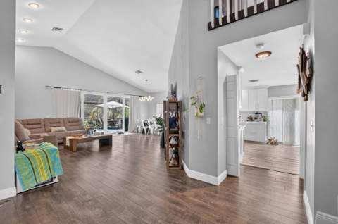 10426 Buena Ventura Drive, Boca Raton FL - photo 8 of 63