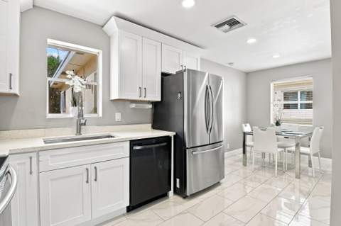 1217 W 32nd Street, Riviera Beach FL - photo 10 of 23