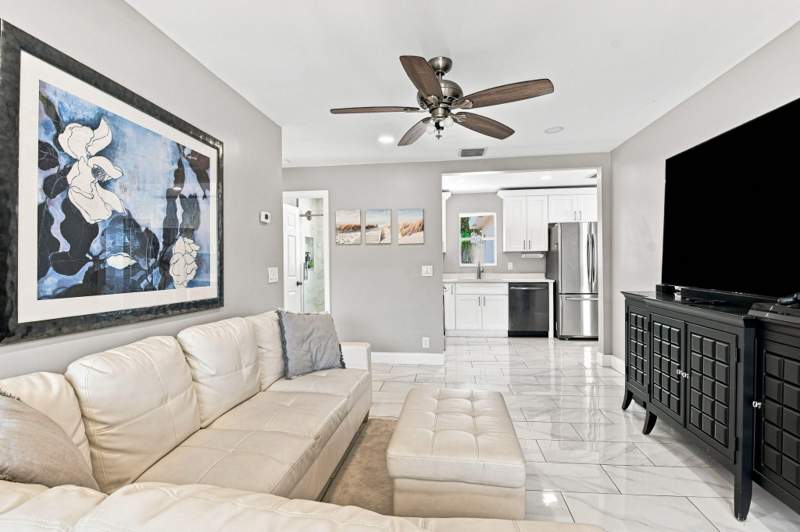 4 bedroom Single Family Residence at 1217 W 32nd Street, Dunbar Terr, Riviera Beach — photo 4