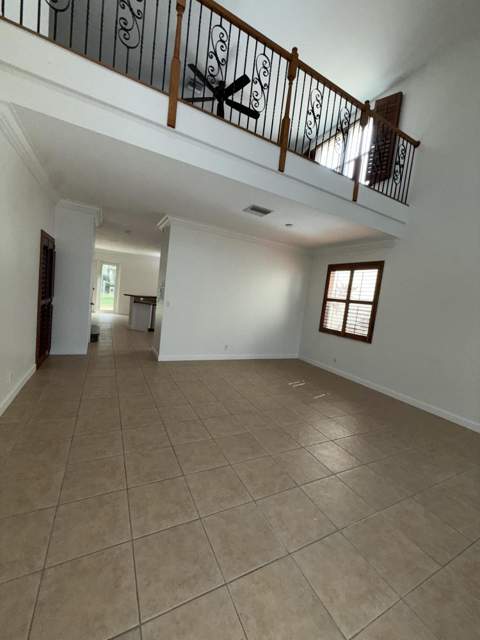 307 Berenger Walk, Royal Palm Beach FL - photo 8 of 50