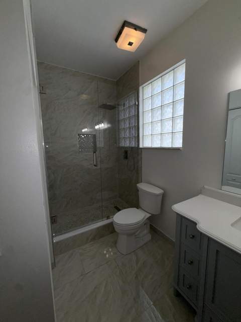 307 Berenger Walk, Royal Palm Beach FL - photo 13 of 50