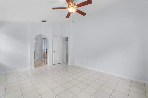 5737 Royal Club Drive, Boynton Beach FL - photo 20 of 42