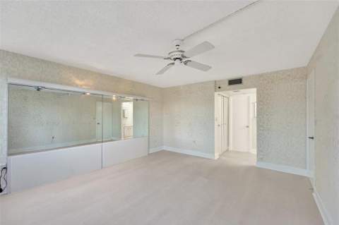 1000 St Charles Place #305, Pembroke Pines FL - photo 13 of 43