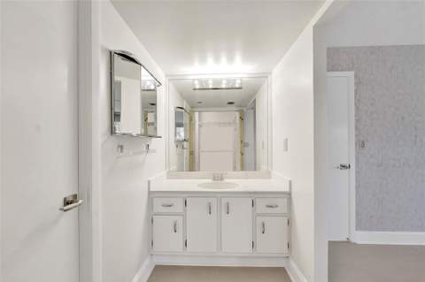 1000 St Charles Place #305, Pembroke Pines FL - photo 15 of 43