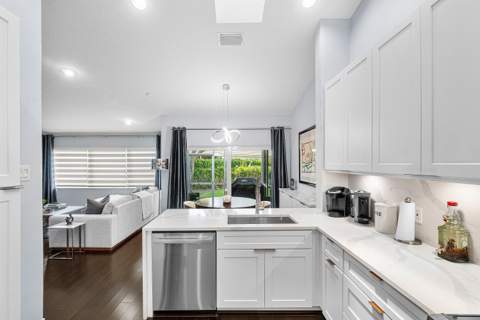 17299 Boca Club Boulevard #4, Boca Raton FL - photo 6 of 33