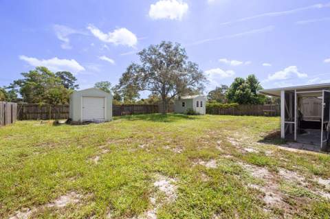 1337 SE Roanoke Street, Port St. Lucie FL - photo 20 of 27