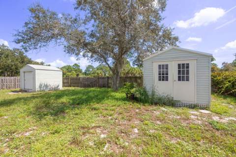 1337 SE Roanoke Street, Port St. Lucie FL - photo 22 of 27