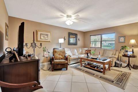 637 Monaco Court, Delray Beach FL - photo 7 of 60