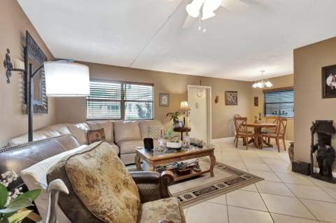 637 Monaco Court, Delray Beach FL - photo 8 of 60