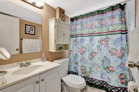 637 Monaco Court, Delray Beach FL - photo 17 of 60