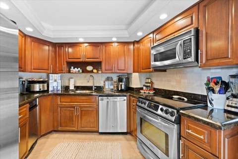 1167 Hillsboro Mile #308, Hillsboro Beach FL - photo 14 of 37