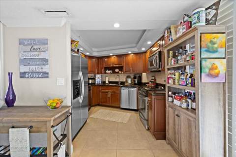 1167 Hillsboro Mile #308, Hillsboro Beach FL - photo 16 of 37