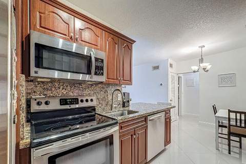 2600 S Ocean Drive #S102, Hollywood FL - photo 11 of 30