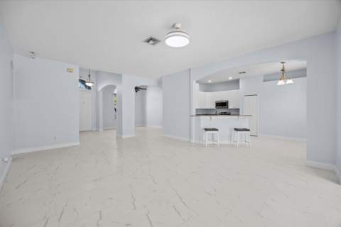 1038 SW Fisherman Avenue, Port St. Lucie FL - photo 8 of 46
