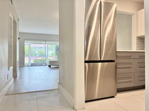 2204 NE 36th Street #26, Lighthouse Point FL - photo 11 of 62