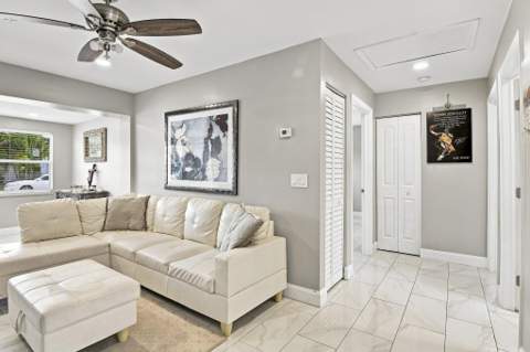 1217 W 32nd Street, Riviera Beach FL - photo 7 of 23