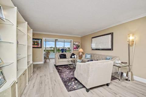 14112 Huntington Pointe Drive #401, Delray Beach FL - photo 8 of 38