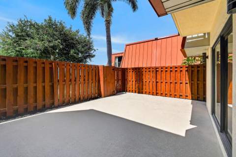 3157 Meridian Way #A, Palm Beach Gardens FL - photo 6 of 59