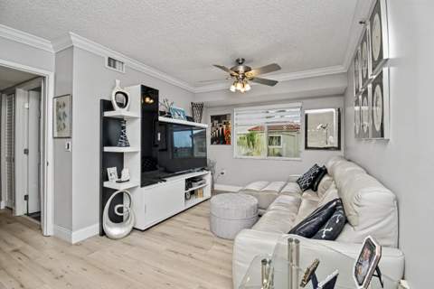 14112 Huntington Pointe Drive #401, Delray Beach FL - photo 20 of 38