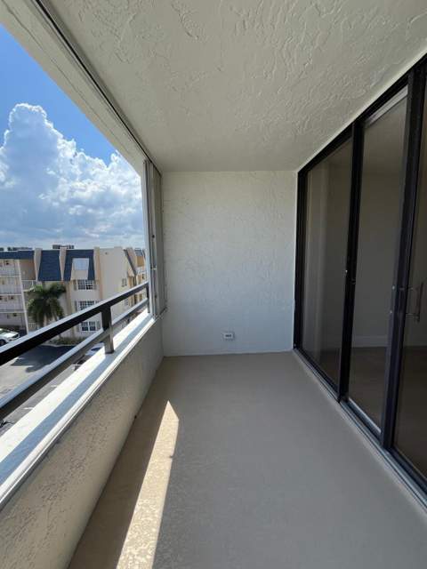 3555 S Ocean Boulevard #411, South Palm Beach FL - photo 17 of 33