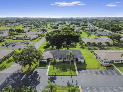 947 Circle Drive #A, Delray Beach FL - photo 14 of 21