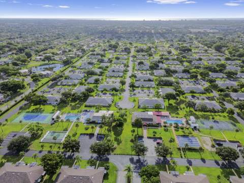 947 Circle Drive #A, Delray Beach FL - photo 17 of 21