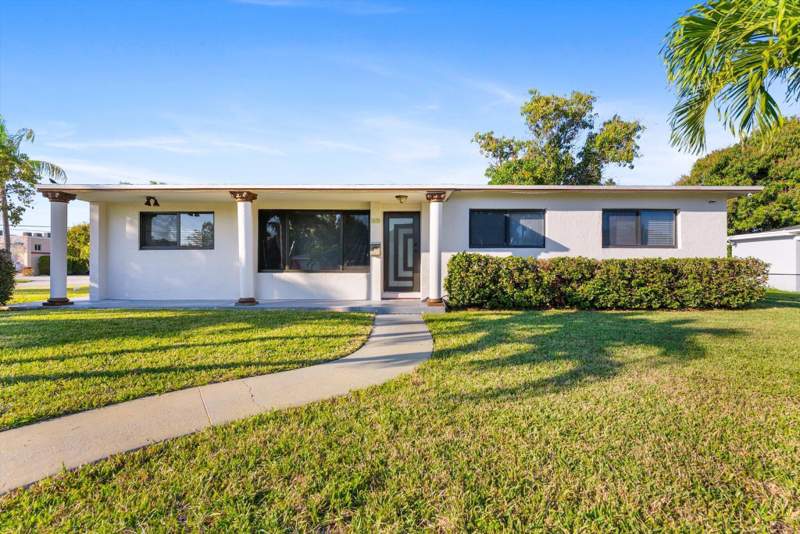 4 bedroom Single Family Residence at 651 Foresteria Drive, Kelsey City, Lake Park — photo 2