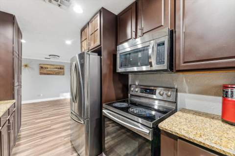 651 Foresteria Drive, Lake Park FL - photo 14 of 31