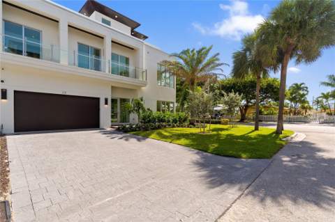 221 Shore Court, Lauderdale-By-The-Sea FL - photo 10 of 82