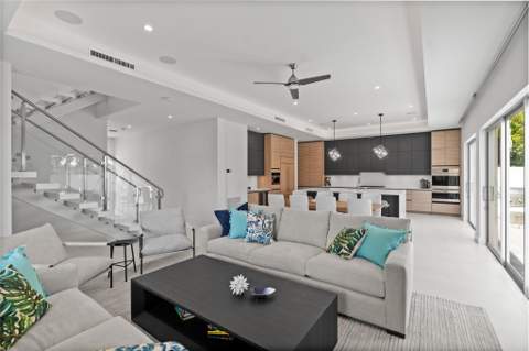 221 Shore Court, Lauderdale-By-The-Sea FL - photo 23 of 82