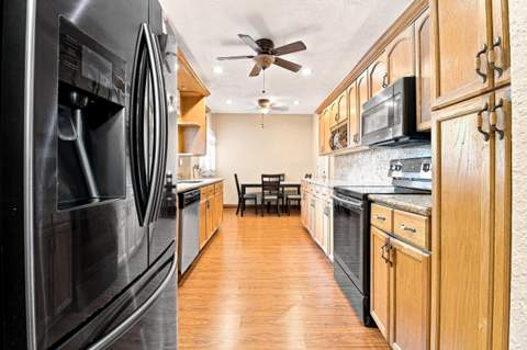 655 W Melrose Circle, Fort Lauderdale FL - photo 9 of 21
