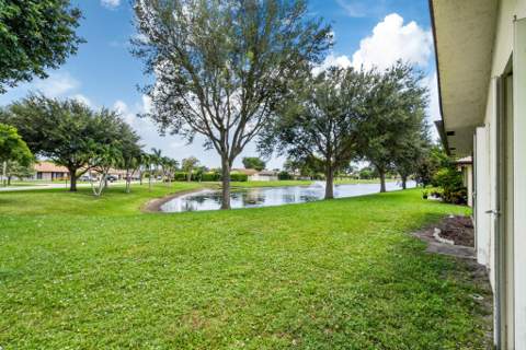 6315 Tall Cypress Circle, Greenacres FL - photo 15 of 27