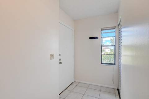 7911 Eastlake Drive #6H, Boca Raton FL - photo 12 of 39