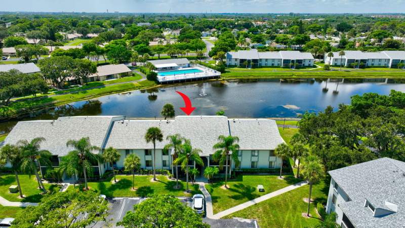 2 bedroom Condominium at 1010 Green Pine Boulevard #F2, Palm Club Village I Condo, West Palm Beach — photo 3