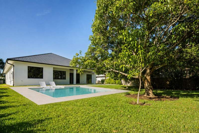 4 bedroom Single Family Residence at 513 SW South Carolina Drive, Palmetto Harbor, Stuart — photo 3