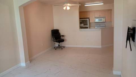 709 Belmont Lane #709, North Lauderdale FL - photo 9 of 17