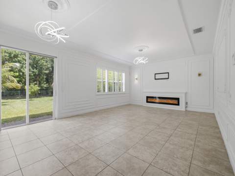 4777 Capital Drive, Lake Worth FL - photo 9 of 50