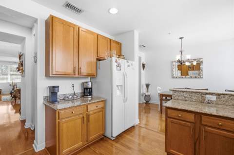 960 Millbrae Court #6, West Palm Beach FL - photo 15 of 45