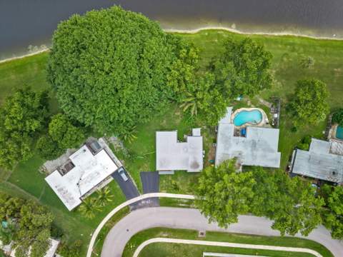 6807 NW 80th Court, Tamarac FL - photo 19 of 20