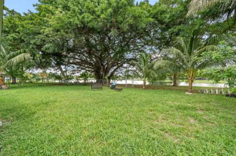 6807 NW 80th Court, Tamarac FL - photo 15 of 20