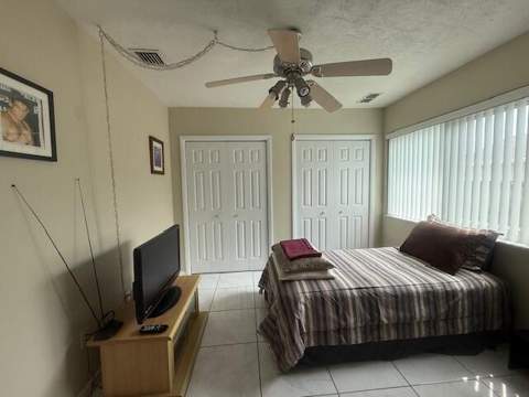 255 Sandpiper Avenue, Royal Palm Beach FL - photo 20 of 68