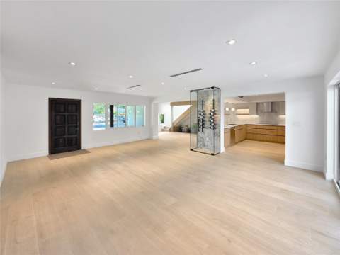 729 NE 17th Terrace, Fort Lauderdale FL - photo 6 of 38