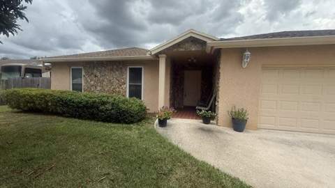 255 Sandpiper Avenue, Royal Palm Beach FL - photo 6 of 68