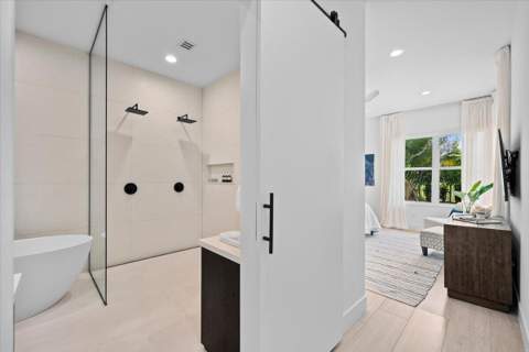 2951 Twin Oaks Way, Wellington FL - photo 16 of 30